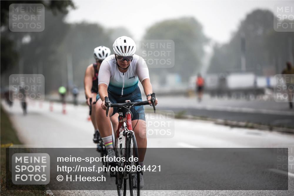 16.08.2026 - KN Förde Triathlon 2026 H.Heesch http://msf.ph/oto/9964421 16.08.2026 09:35:17 Radfahren 158, 162 meine-sportfotos.de