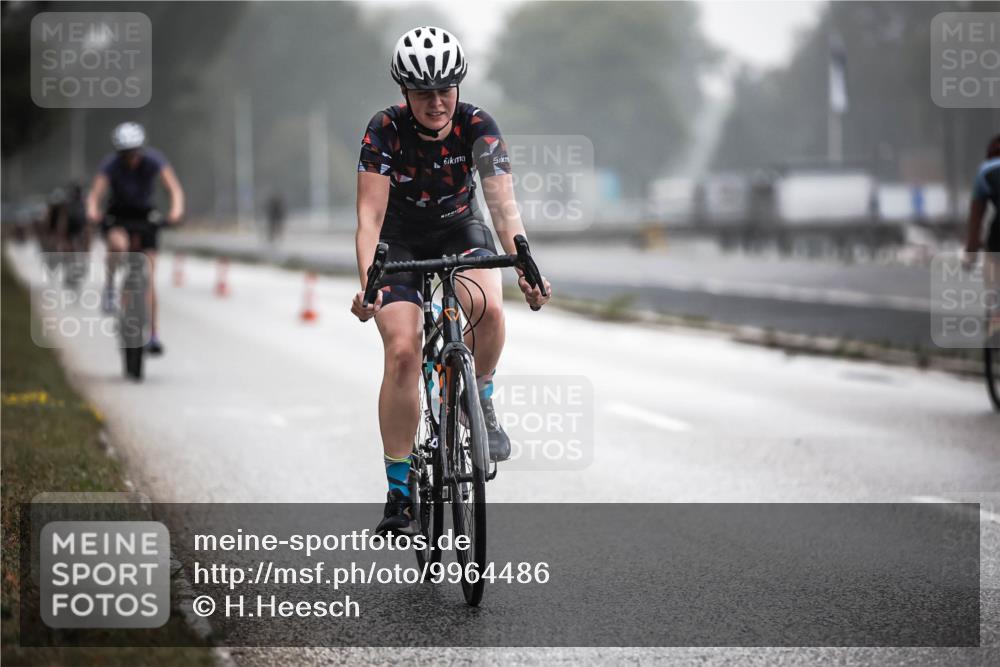 16.08.2026 - KN Förde Triathlon 2026 H.Heesch http://msf.ph/oto/9964486 16.08.2026 09:35:36 Radfahren 172, 246, 252 meine-sportfotos.de