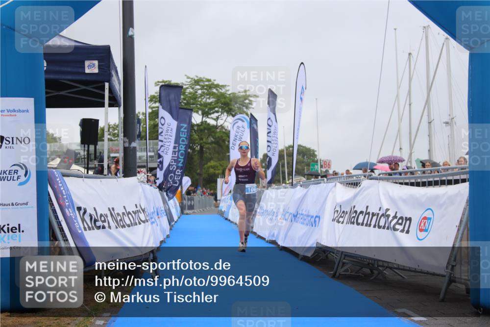 16.08.2026 - KN Förde Triathlon 2026 Markus Tischler http://msf.ph/oto/9964509 16.08.2026 10:05:57 Ziel 106, 106 meine-sportfotos.de