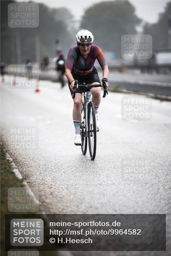 16.08.2026 - KN Förde Triathlon 2026 H.Heesch http://msf.ph/oto/9964582 16.08.2026 09:35:53 Radfahren 189, 195, 225, 254 meine-sportfotos.de