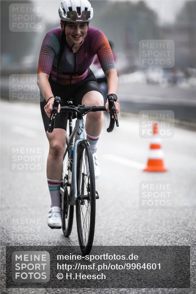 16.08.2026 - KN Förde Triathlon 2026 H.Heesch http://msf.ph/oto/9964601 16.08.2026 09:35:54 Radfahren 189, 195, 225, 254 meine-sportfotos.de