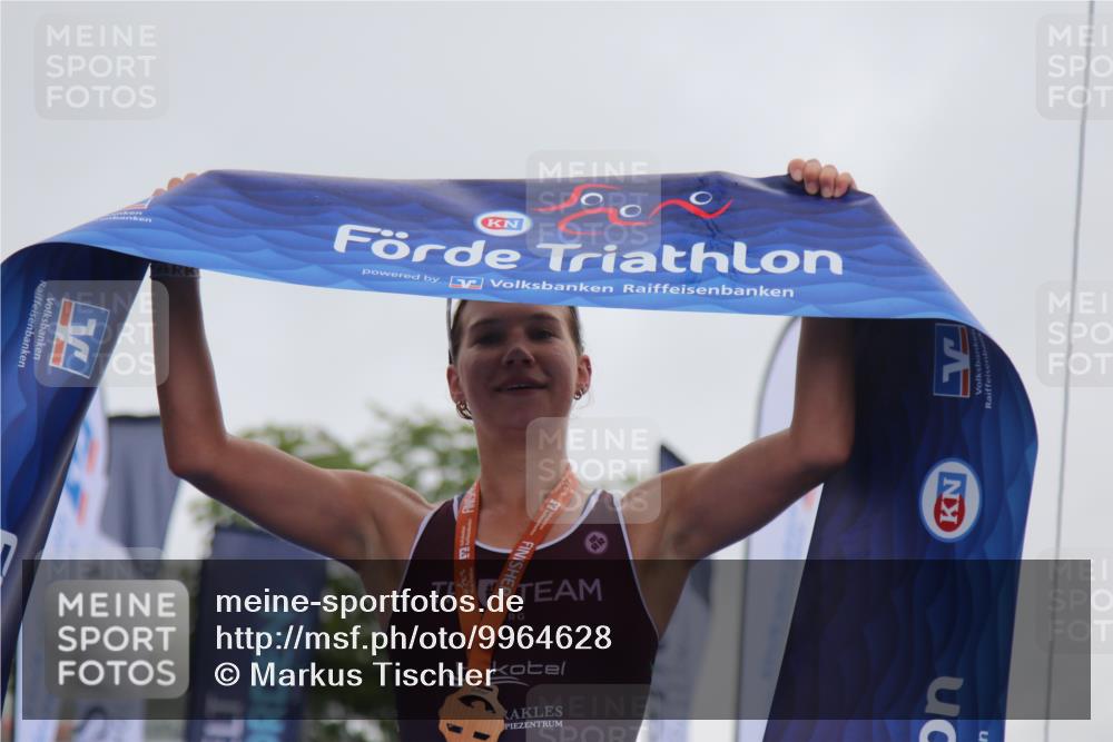 16.08.2026 - KN Förde Triathlon 2026 Markus Tischler http://msf.ph/oto/9964628 16.08.2026 10:07:10 Ziel  meine-sportfotos.de
