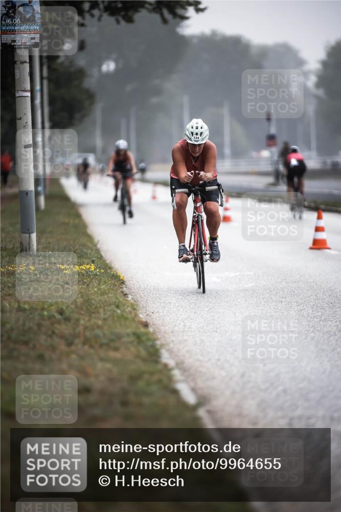 16.08.2026 - KN Förde Triathlon 2026 H.Heesch http://msf.ph/oto/9964655 16.08.2026 09:36:07 Radfahren 109, 124, 150, 156, 164, 166, 178, 187, 192, 243, 261 meine-sportfotos.de