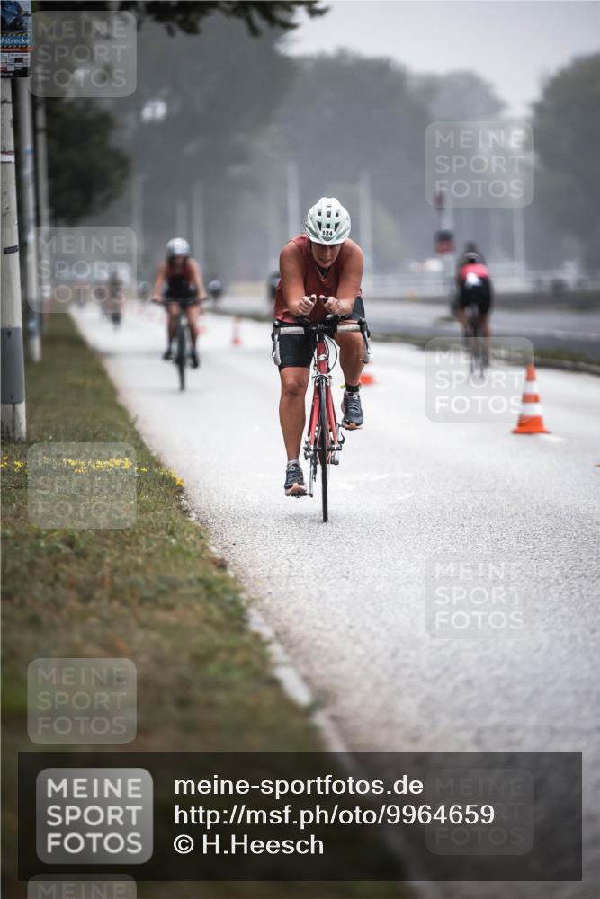 16.08.2026 - KN Förde Triathlon 2026 H.Heesch http://msf.ph/oto/9964659 16.08.2026 09:36:07 Radfahren 109, 124, 150, 156, 164, 166, 178, 187, 192, 243, 261 meine-sportfotos.de