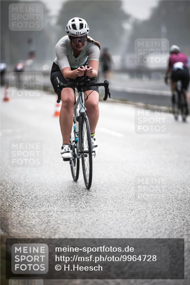 16.08.2026 - KN Förde Triathlon 2026 H.Heesch http://msf.ph/oto/9964728 16.08.2026 09:36:27 Radfahren 103, 174, 224 meine-sportfotos.de