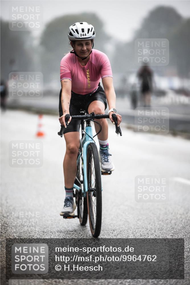 16.08.2026 - KN Förde Triathlon 2026 H.Heesch http://msf.ph/oto/9964762 16.08.2026 09:36:36 Radfahren 168, 244, 253 meine-sportfotos.de