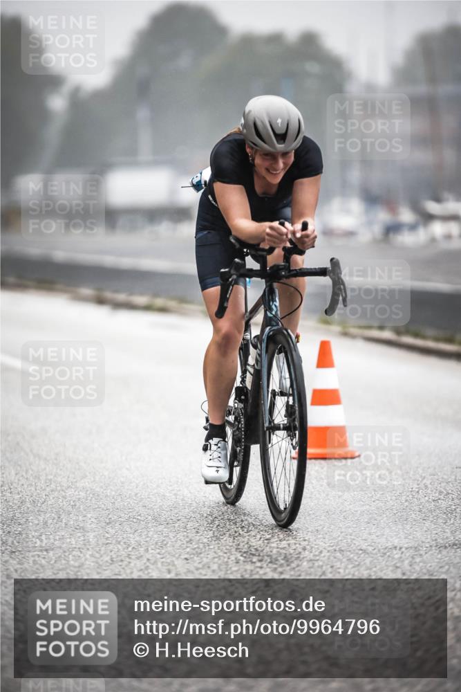 16.08.2026 - KN Förde Triathlon 2026 H.Heesch http://msf.ph/oto/9964796 16.08.2026 09:36:50 Radfahren 105, 114, 115, 227, 236 meine-sportfotos.de
