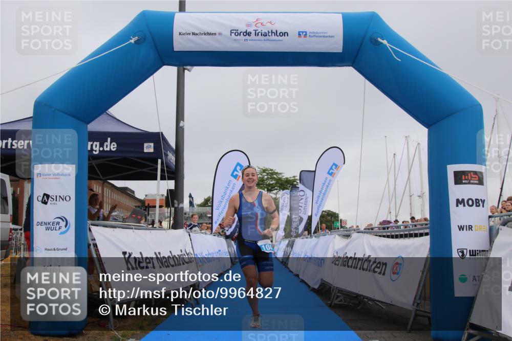 16.08.2026 - KN Förde Triathlon 2026 Markus Tischler http://msf.ph/oto/9964827 16.08.2026 10:11:06 Ziel 104, 104 meine-sportfotos.de