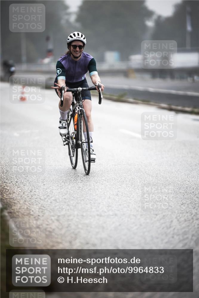 16.08.2026 - KN Förde Triathlon 2026 H.Heesch http://msf.ph/oto/9964833 16.08.2026 09:37:04 Radfahren 190, 200, 250, 268 meine-sportfotos.de