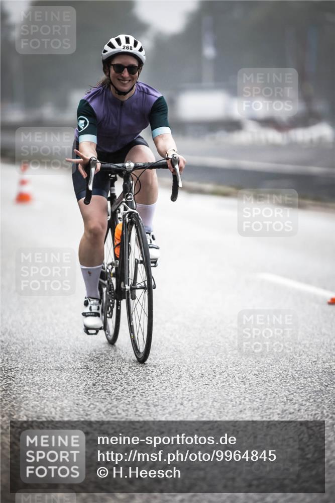 16.08.2026 - KN Förde Triathlon 2026 H.Heesch http://msf.ph/oto/9964845 16.08.2026 09:37:05 Radfahren 145, 190, 200, 250, 268 meine-sportfotos.de