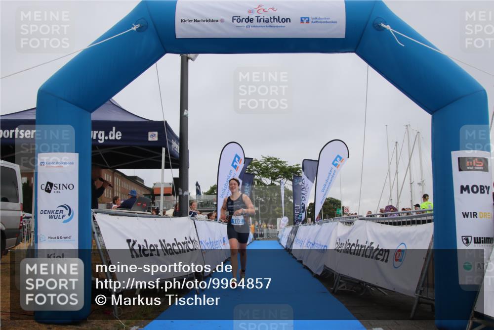 16.08.2026 - KN Förde Triathlon 2026 Markus Tischler http://msf.ph/oto/9964857 16.08.2026 10:12:28 Ziel 102, 102 meine-sportfotos.de