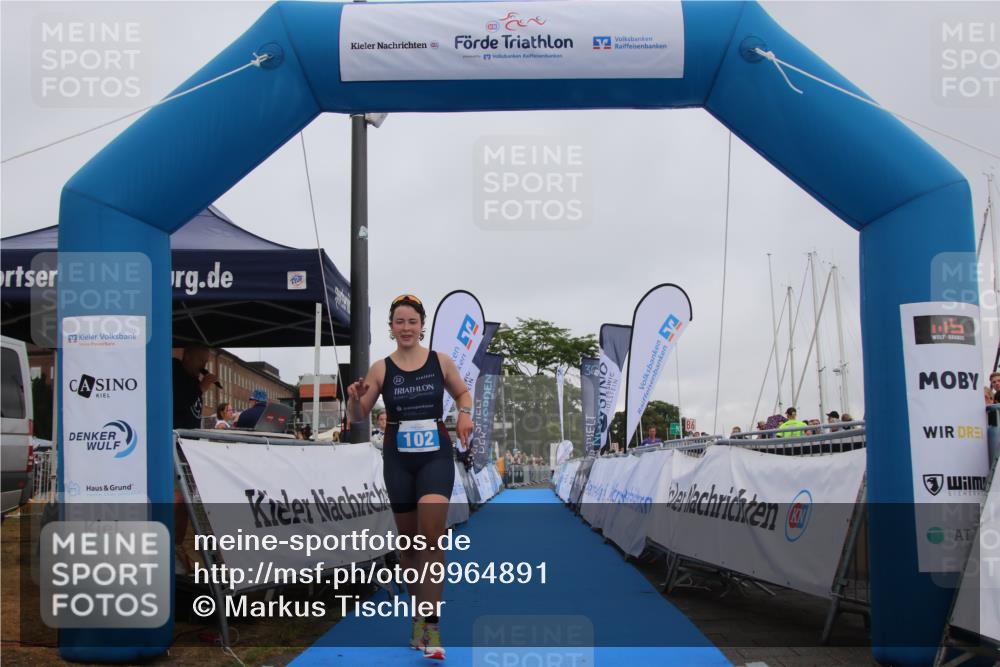 16.08.2026 - KN Förde Triathlon 2026 Markus Tischler http://msf.ph/oto/9964891 16.08.2026 10:12:29 Ziel 102, 102 meine-sportfotos.de