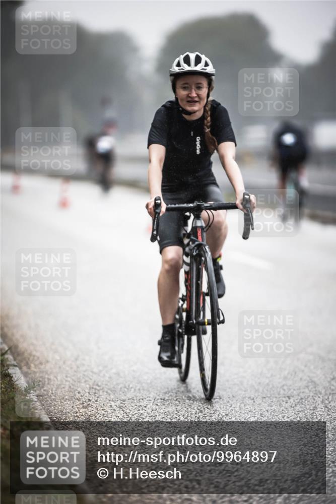 16.08.2026 - KN Förde Triathlon 2026 H.Heesch http://msf.ph/oto/9964897 16.08.2026 09:37:10 Radfahren 145, 153, 169, 200 meine-sportfotos.de