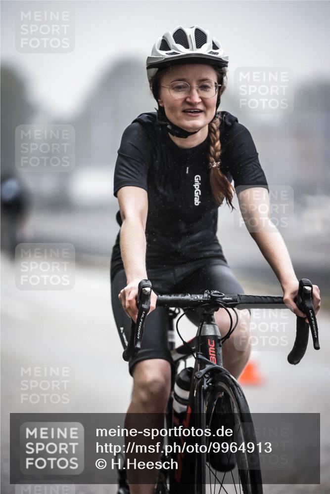 16.08.2026 - KN Förde Triathlon 2026 H.Heesch http://msf.ph/oto/9964913 16.08.2026 09:37:11 Radfahren 145, 153, 169, 200 meine-sportfotos.de