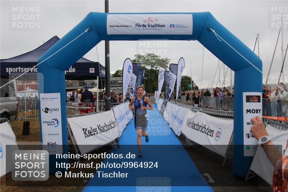 16.08.2026 - KN Förde Triathlon 2026 Markus Tischler http://msf.ph/oto/9964924 16.08.2026 10:13:35 Ziel 105, 105 meine-sportfotos.de