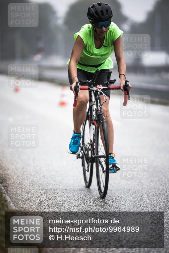 16.08.2026 - KN Förde Triathlon 2026 H.Heesch http://msf.ph/oto/9964989 16.08.2026 09:37:33 Radfahren 191, 197 meine-sportfotos.de