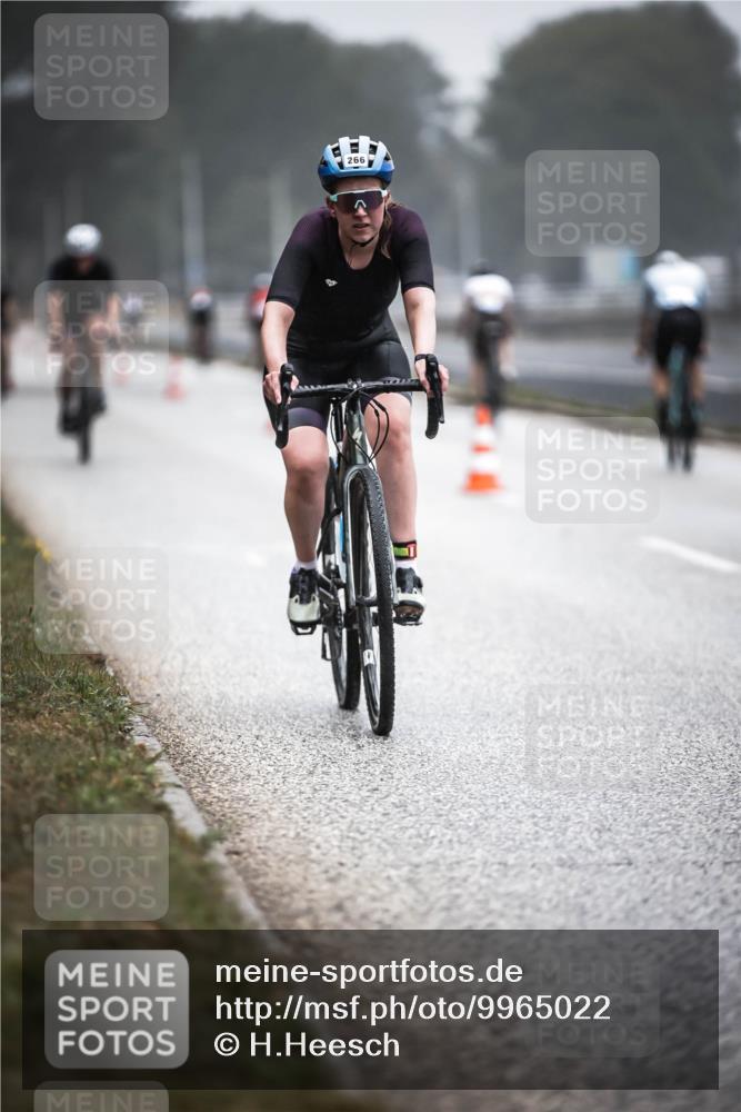 16.08.2026 - KN Förde Triathlon 2026 H.Heesch http://msf.ph/oto/9965022 16.08.2026 09:38:03 Radfahren 142, 152, 172, 184, 230, 266 meine-sportfotos.de