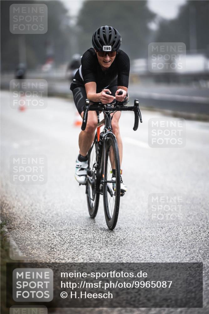 16.08.2026 - KN Förde Triathlon 2026 H.Heesch http://msf.ph/oto/9965087 16.08.2026 09:38:20 Radfahren 123, 195, 212, 225, 233, 234 meine-sportfotos.de