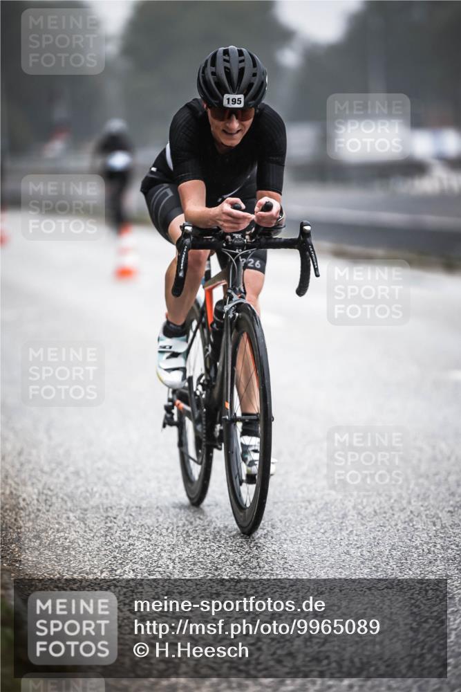 16.08.2026 - KN Förde Triathlon 2026 H.Heesch http://msf.ph/oto/9965089 16.08.2026 09:38:20 Radfahren 123, 195, 212, 225, 233, 234 meine-sportfotos.de