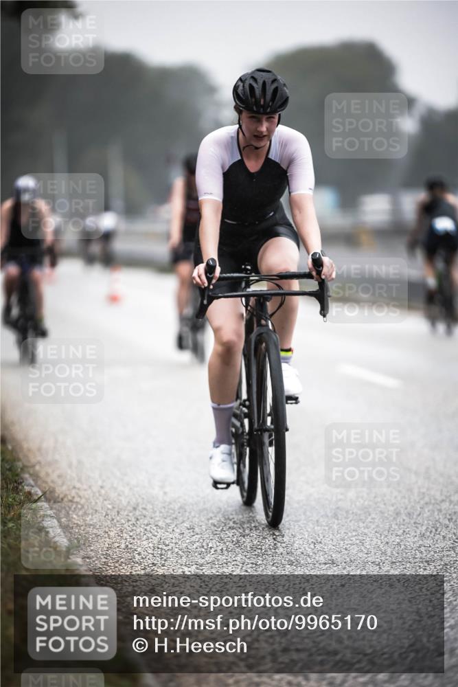 16.08.2026 - KN Förde Triathlon 2026 H.Heesch http://msf.ph/oto/9965170 16.08.2026 09:38:39 Radfahren 108, 109, 164, 166, 178, 187, 192, 263 meine-sportfotos.de