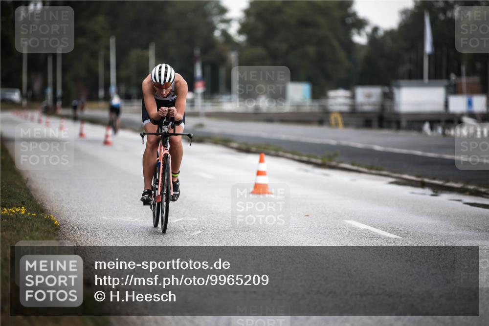 16.08.2026 - KN Förde Triathlon 2026 H.Heesch http://msf.ph/oto/9965209 16.08.2026 09:13:54 Radfahren 101, 102 meine-sportfotos.de