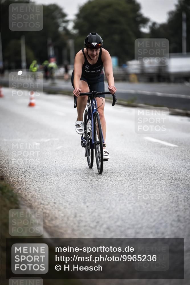 16.08.2026 - KN Förde Triathlon 2026 H.Heesch http://msf.ph/oto/9965236 16.08.2026 09:16:11 Radfahren 102, 116 meine-sportfotos.de