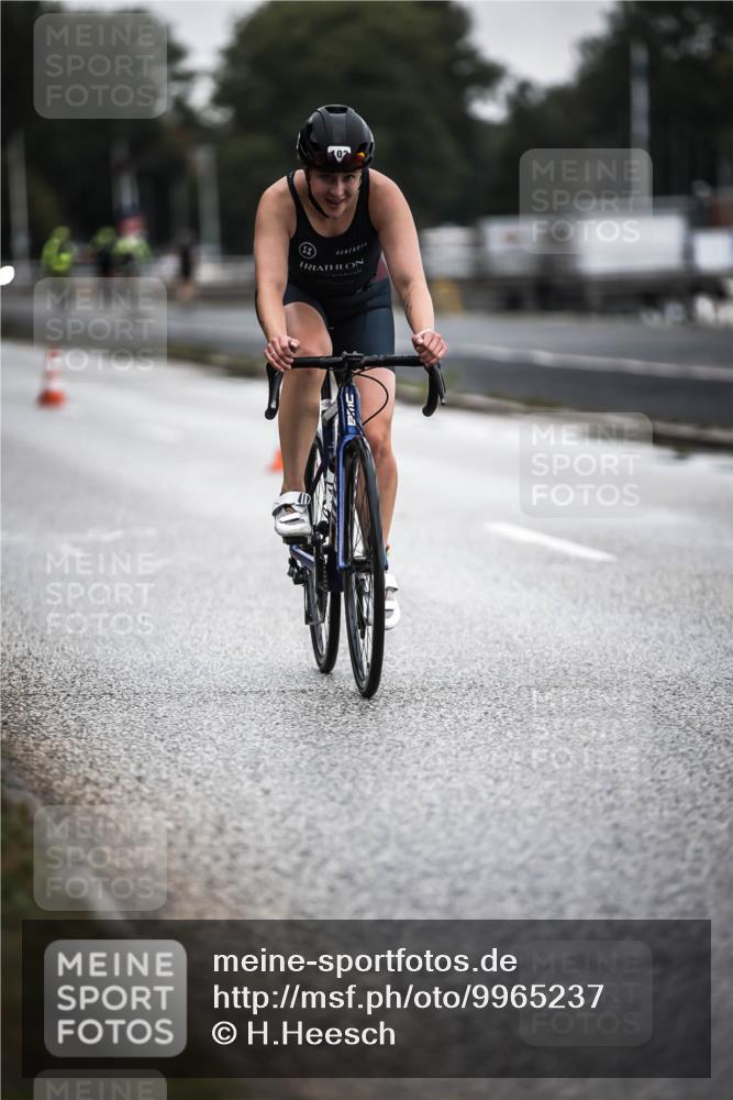 16.08.2026 - KN Förde Triathlon 2026 H.Heesch http://msf.ph/oto/9965237 16.08.2026 09:16:11 Radfahren 102, 116 meine-sportfotos.de