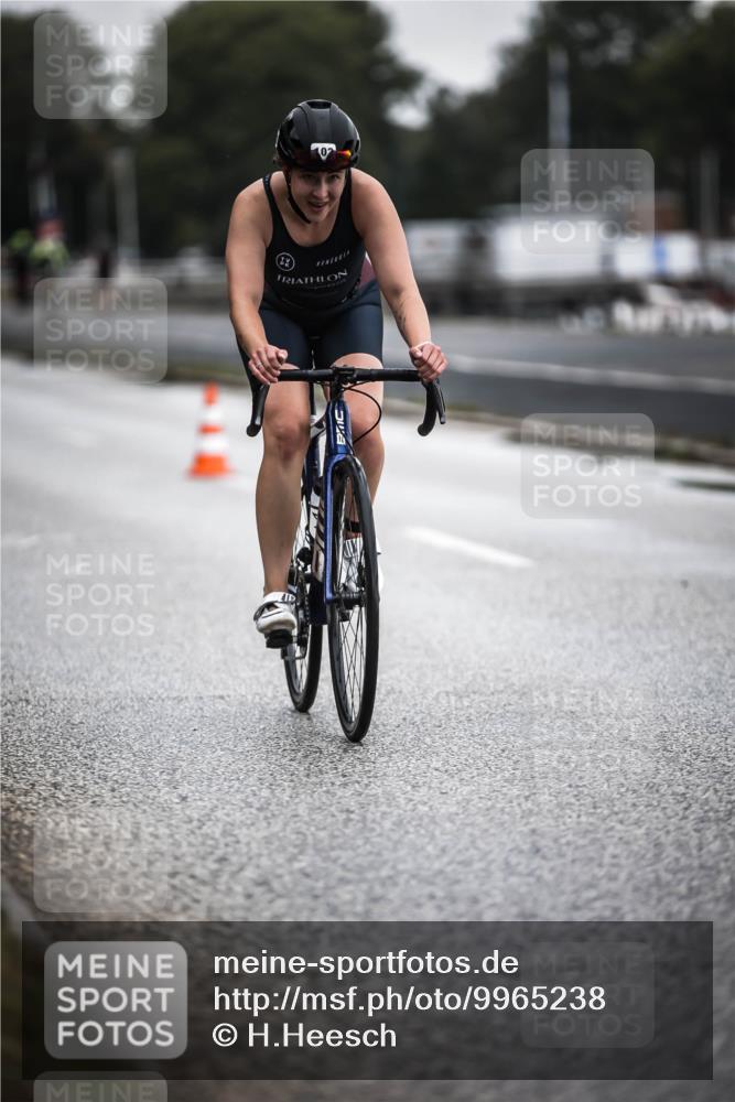 16.08.2026 - KN Förde Triathlon 2026 H.Heesch http://msf.ph/oto/9965238 16.08.2026 09:16:11 Radfahren 102, 116 meine-sportfotos.de