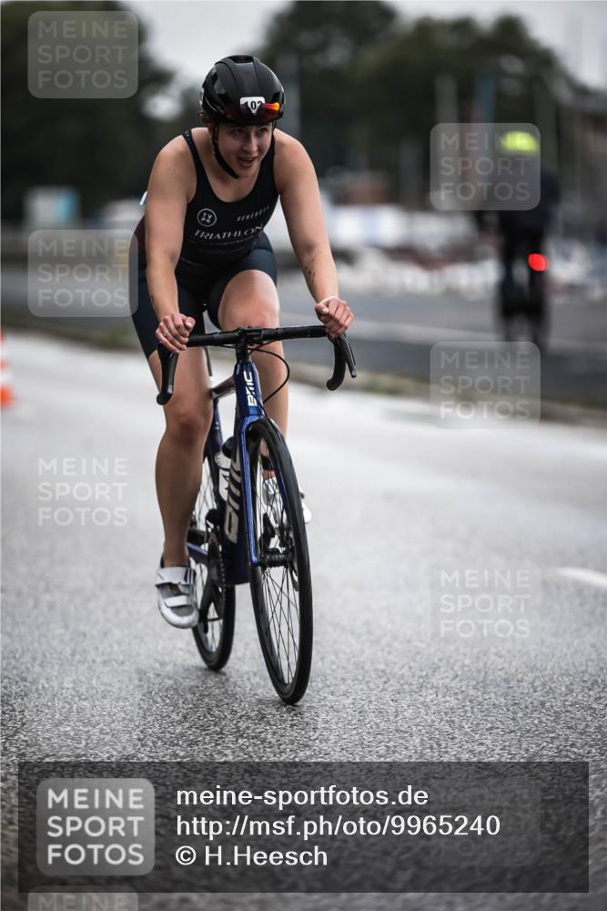 16.08.2026 - KN Förde Triathlon 2026 H.Heesch http://msf.ph/oto/9965240 16.08.2026 09:16:11 Radfahren 102, 116 meine-sportfotos.de