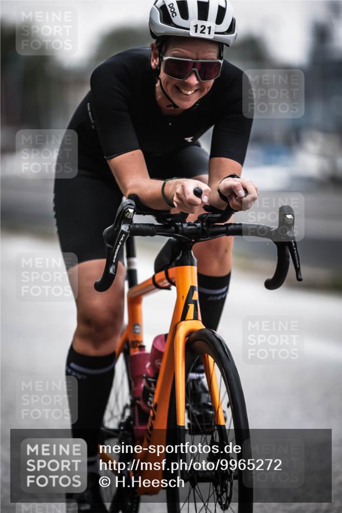 16.08.2026 - KN Förde Triathlon 2026 H.Heesch http://msf.ph/oto/9965272 16.08.2026 09:19:53 Radfahren 121 meine-sportfotos.de