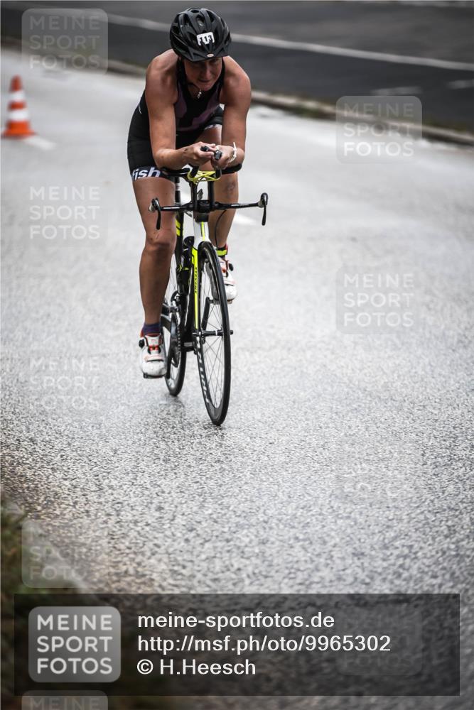 16.08.2026 - KN Förde Triathlon 2026 H.Heesch http://msf.ph/oto/9965302 16.08.2026 09:20:15 Radfahren 110, 113 meine-sportfotos.de