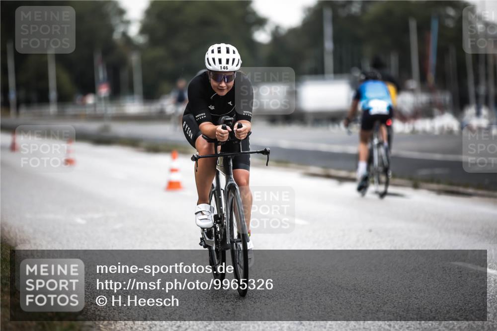 16.08.2026 - KN Förde Triathlon 2026 H.Heesch http://msf.ph/oto/9965326 16.08.2026 09:20:36 Radfahren 146, 149 meine-sportfotos.de