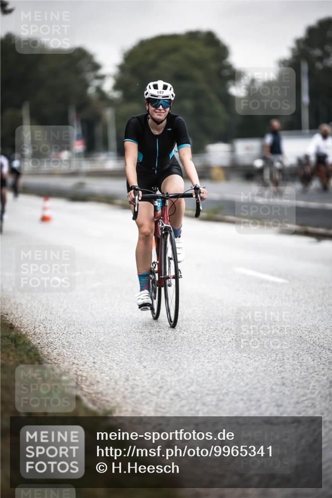 16.08.2026 - KN Förde Triathlon 2026 H.Heesch http://msf.ph/oto/9965341 16.08.2026 09:21:04 Radfahren 107, 118, 125, 160 meine-sportfotos.de