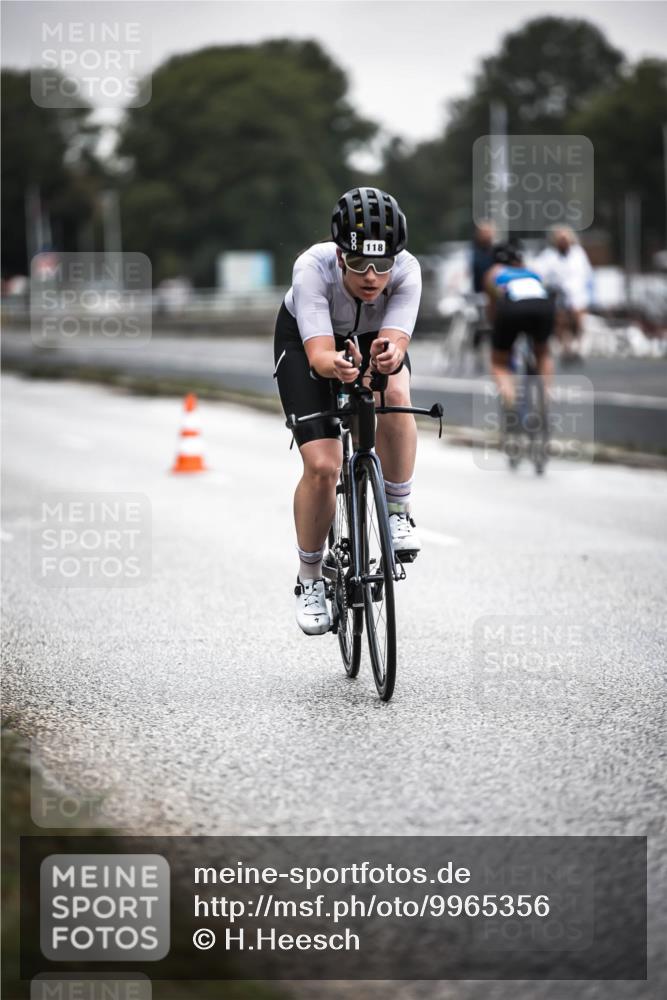 16.08.2026 - KN Förde Triathlon 2026 H.Heesch http://msf.ph/oto/9965356 16.08.2026 09:21:07 Radfahren 107, 118, 125, 160 meine-sportfotos.de