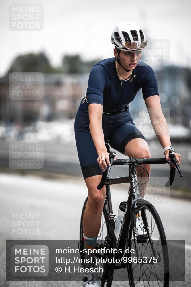 16.08.2026 - KN Förde Triathlon 2026 H.Heesch http://msf.ph/oto/9965375 16.08.2026 09:21:30 Radfahren 133, 154 meine-sportfotos.de