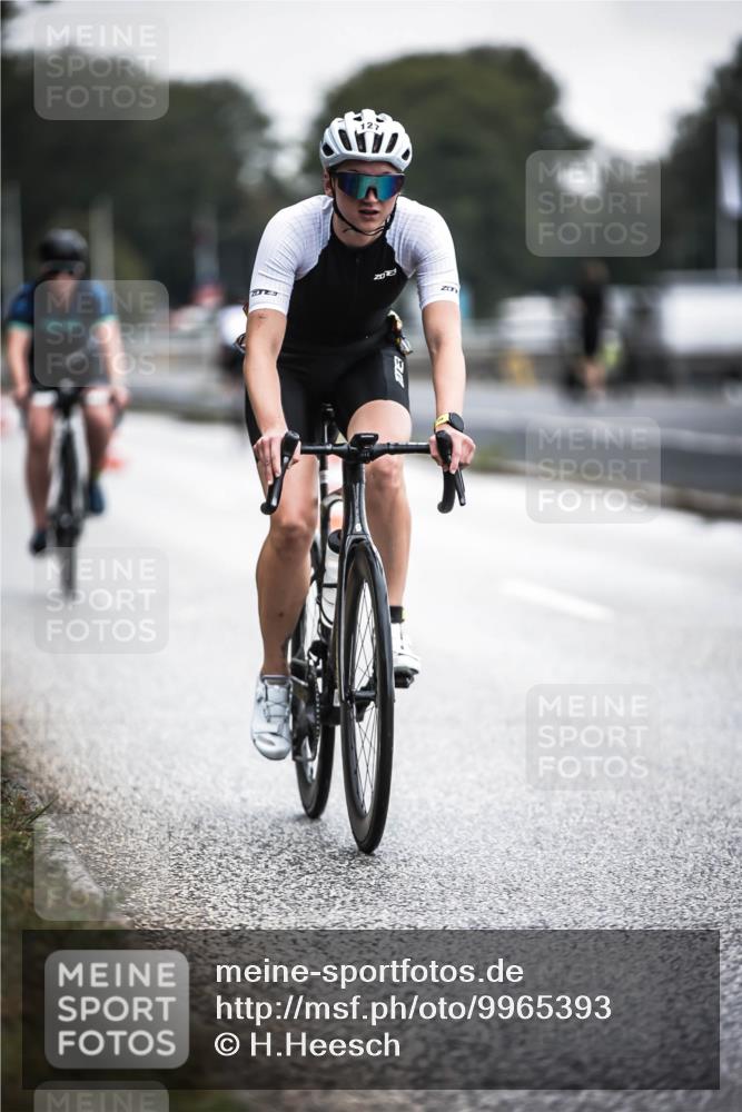 16.08.2026 - KN Förde Triathlon 2026 H.Heesch http://msf.ph/oto/9965393 16.08.2026 09:22:29 Radfahren 127, 148 meine-sportfotos.de