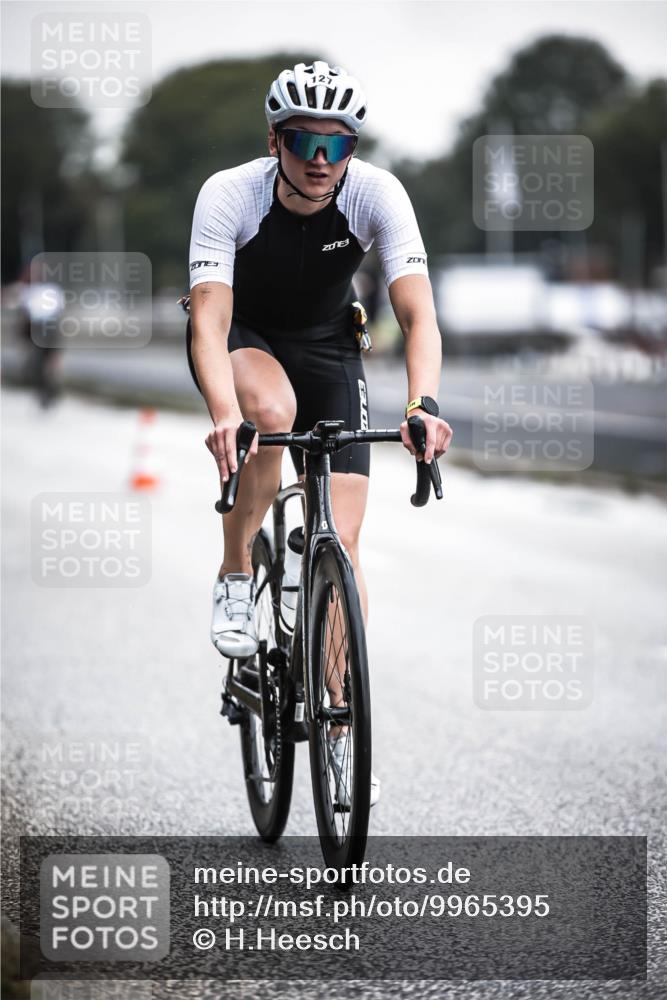 16.08.2026 - KN Förde Triathlon 2026 H.Heesch http://msf.ph/oto/9965395 16.08.2026 09:22:29 Radfahren 127, 148 meine-sportfotos.de