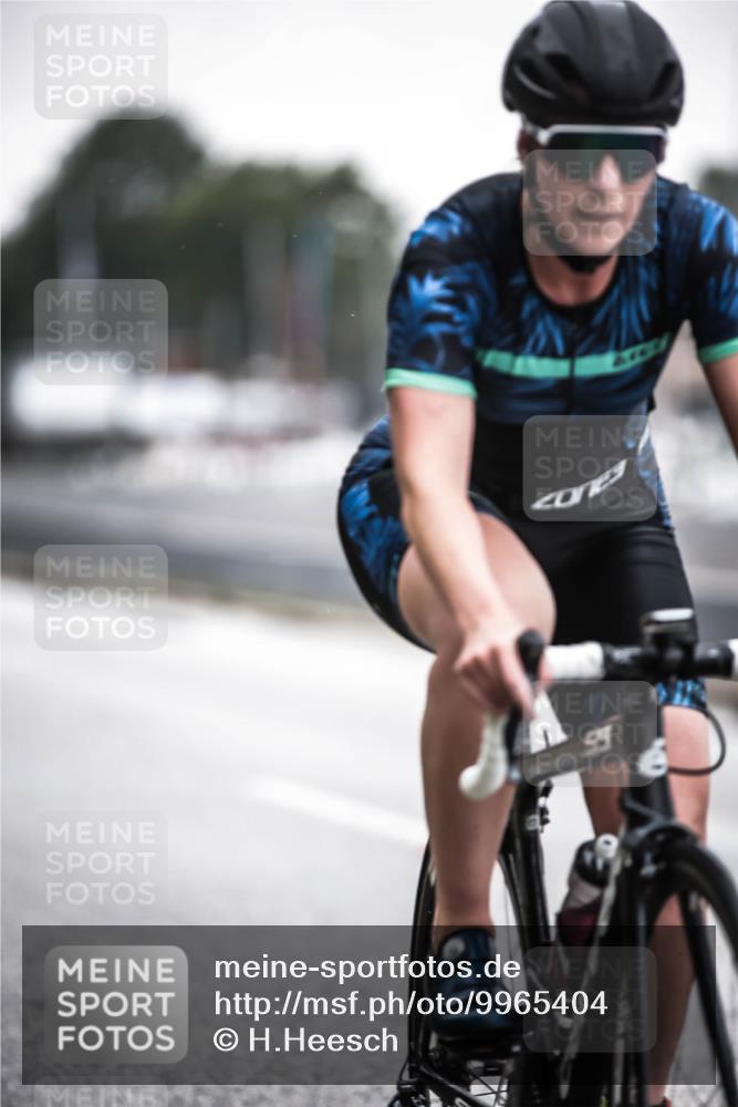 16.08.2026 - KN Förde Triathlon 2026 H.Heesch http://msf.ph/oto/9965404 16.08.2026 09:22:31 Radfahren 127, 148 meine-sportfotos.de