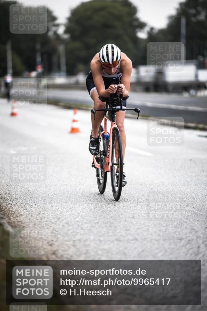 16.08.2026 - KN Förde Triathlon 2026 H.Heesch http://msf.ph/oto/9965417 16.08.2026 09:22:49 Radfahren 101 meine-sportfotos.de