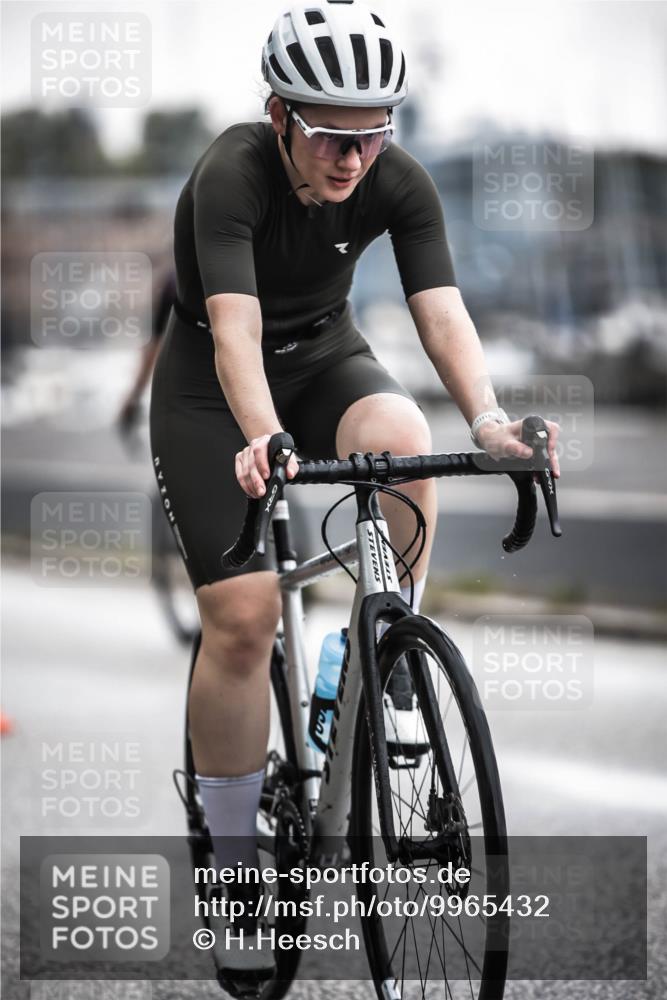 16.08.2026 - KN Förde Triathlon 2026 H.Heesch http://msf.ph/oto/9965432 16.08.2026 09:23:00 Radfahren 104, 123, 130, 145, 150, 153, 159 meine-sportfotos.de