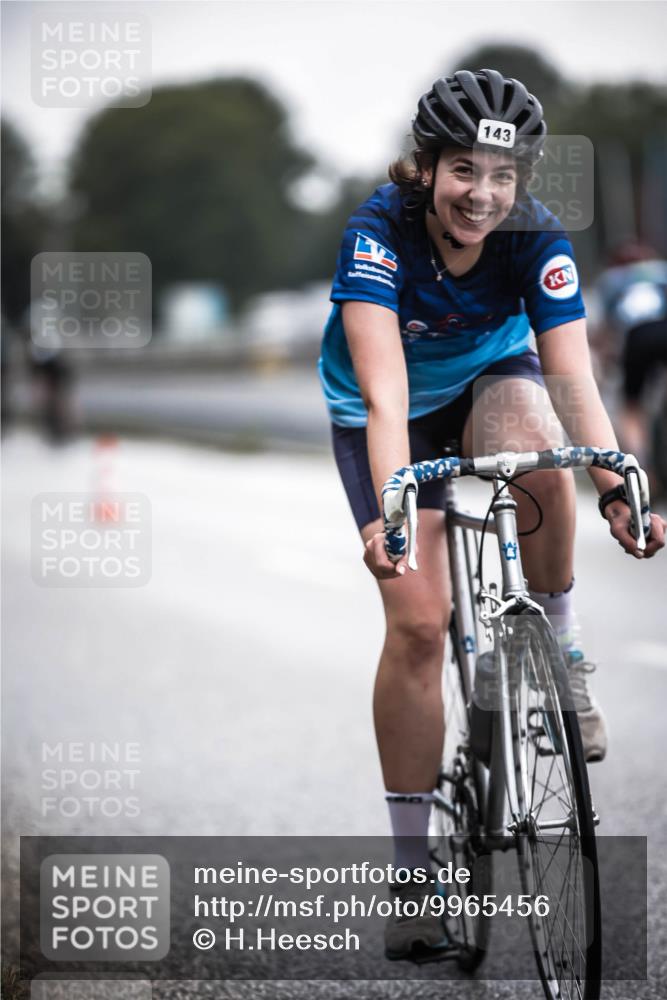 16.08.2026 - KN Förde Triathlon 2026 H.Heesch http://msf.ph/oto/9965456 16.08.2026 09:23:11 Radfahren 112, 143 meine-sportfotos.de