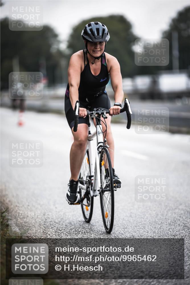 16.08.2026 - KN Förde Triathlon 2026 H.Heesch http://msf.ph/oto/9965462 16.08.2026 09:23:15 Radfahren 102, 106, 112 meine-sportfotos.de