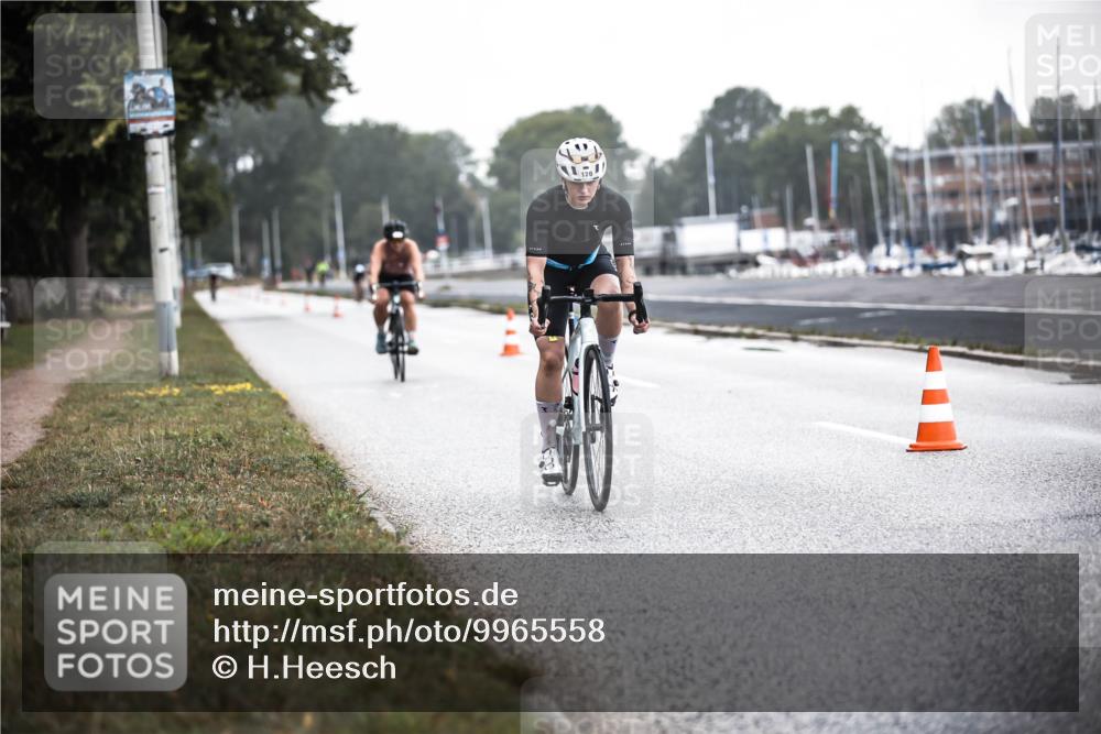 16.08.2026 - KN Förde Triathlon 2026 H.Heesch http://msf.ph/oto/9965558 16.08.2026 09:24:05 Radfahren 105, 108, 120, 154 meine-sportfotos.de