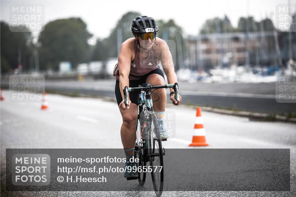 16.08.2026 - KN Förde Triathlon 2026 H.Heesch http://msf.ph/oto/9965577 16.08.2026 09:24:08 Radfahren 105, 108, 120, 154 meine-sportfotos.de