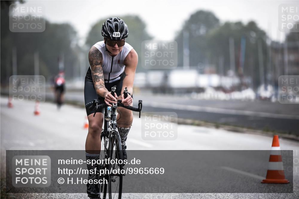 16.08.2026 - KN Förde Triathlon 2026 H.Heesch http://msf.ph/oto/9965669 16.08.2026 09:24:59 Radfahren 135, 156, 168 meine-sportfotos.de