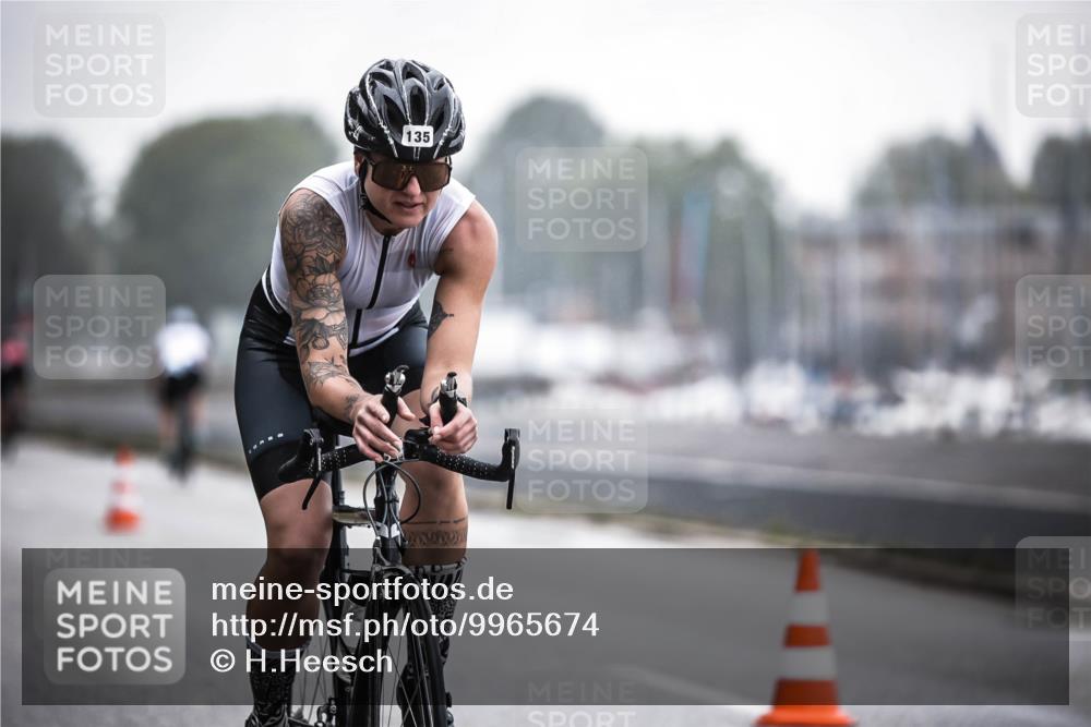 16.08.2026 - KN Förde Triathlon 2026 H.Heesch http://msf.ph/oto/9965674 16.08.2026 09:24:59 Radfahren 135, 156, 168 meine-sportfotos.de