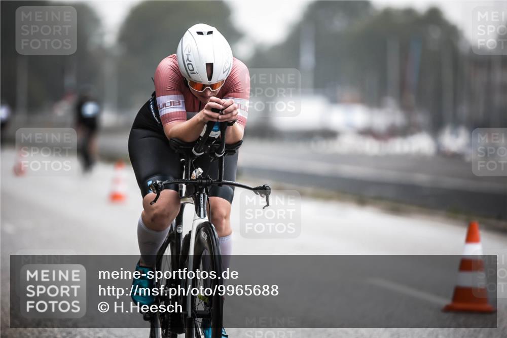 16.08.2026 - KN Förde Triathlon 2026 H.Heesch http://msf.ph/oto/9965688 16.08.2026 09:25:05 Radfahren 165, 187 meine-sportfotos.de