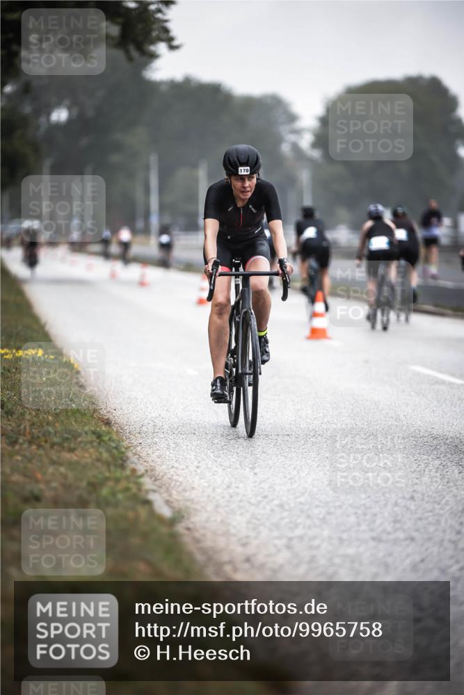 16.08.2026 - KN Förde Triathlon 2026 H.Heesch http://msf.ph/oto/9965758 16.08.2026 09:25:32 Radfahren 102, 150, 170, 191, 193, 198 meine-sportfotos.de
