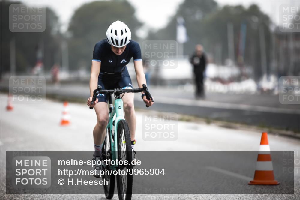16.08.2026 - KN Förde Triathlon 2026 H.Heesch http://msf.ph/oto/9965904 16.08.2026 09:26:54 Radfahren 175, 197, 212 meine-sportfotos.de