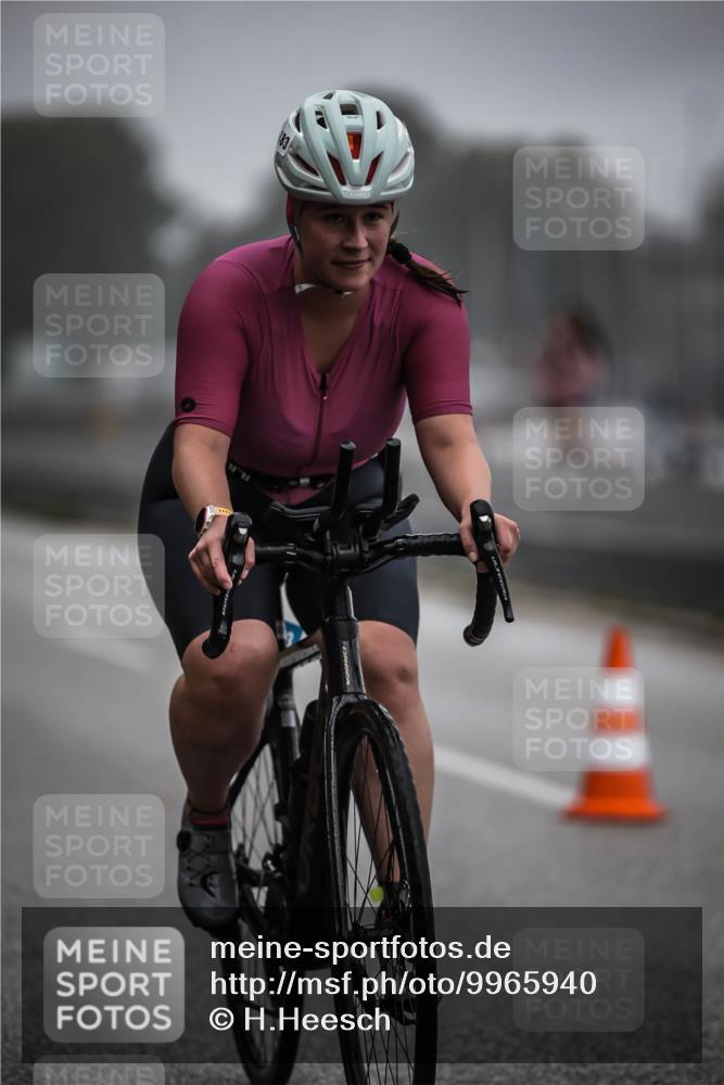 16.08.2026 - KN Förde Triathlon 2026 H.Heesch http://msf.ph/oto/9965940 16.08.2026 09:27:19 Radfahren 126, 177, 183 meine-sportfotos.de
